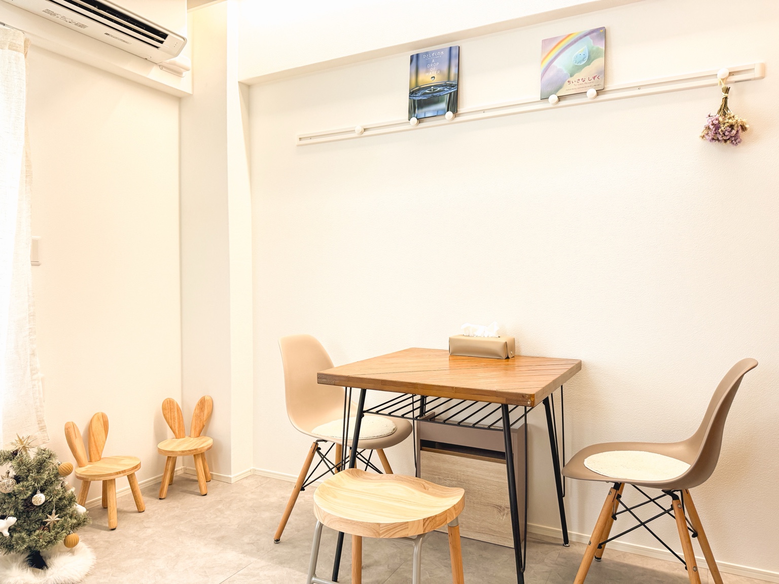 やさしい光の入る施術室